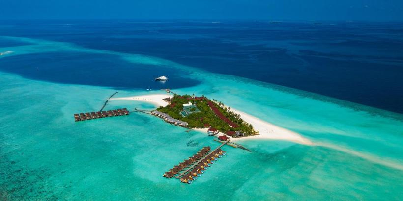 Dhigufaru-island-resort-maldives